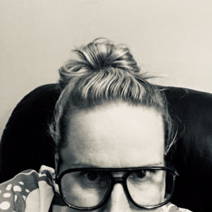 Meet your Posher, Corry